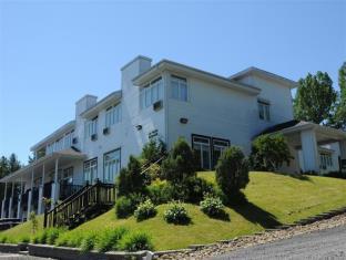 La Malbaie (QC) Canada Hotel Bombastic Promo Code Agoda.com