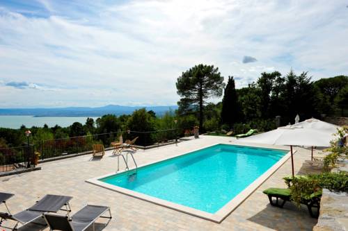 Tuoro sul Trasimeno Italy Hotel Bombastic Promo Code Booking.com