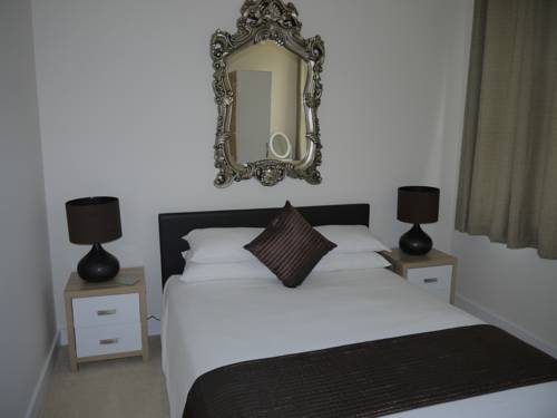 Basingstoke Reino Unido Hotel Bombastico Código Promocional Booking.com